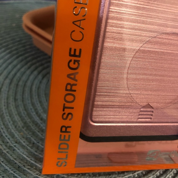 Conic iPhone 6/7/8/SE slider case - Picture 4 of 7